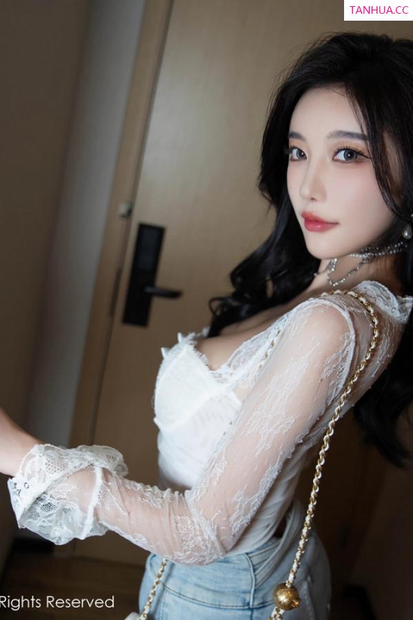 杨晨晨 sugar小甜心CC [XiuRen]高清写真图 2024.09.10 No.9140 杨晨晨Yome 牛仔裤美臀第38张图片